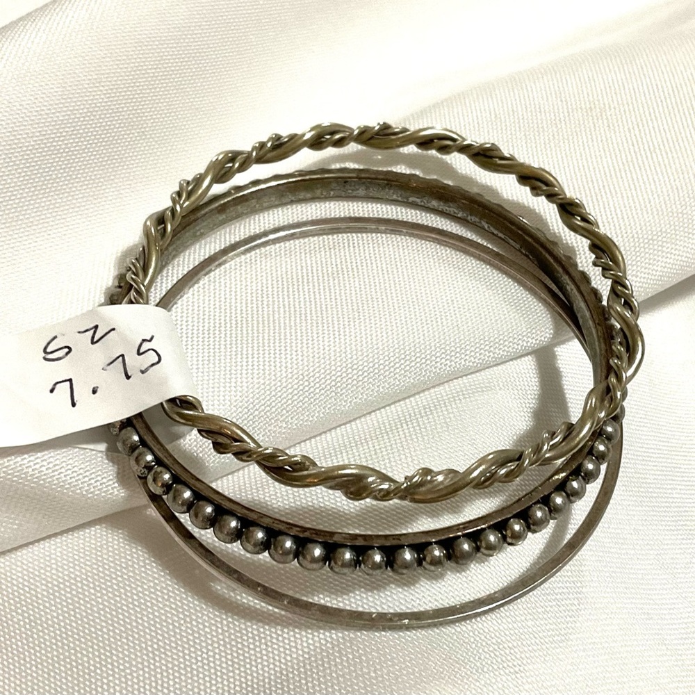 3 Piece Silver Tone Bangle Lot - Picture 3 of 5